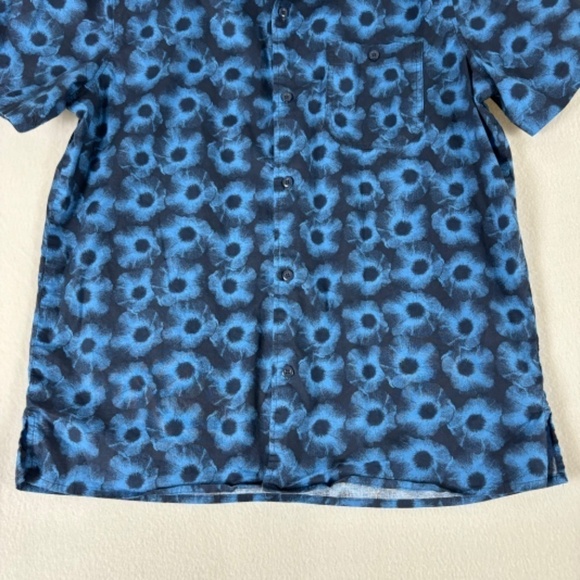 Abound Shirt Button Up Shirt Men's Size M Blue - Black Print Floral Art - Picture 4 of 11